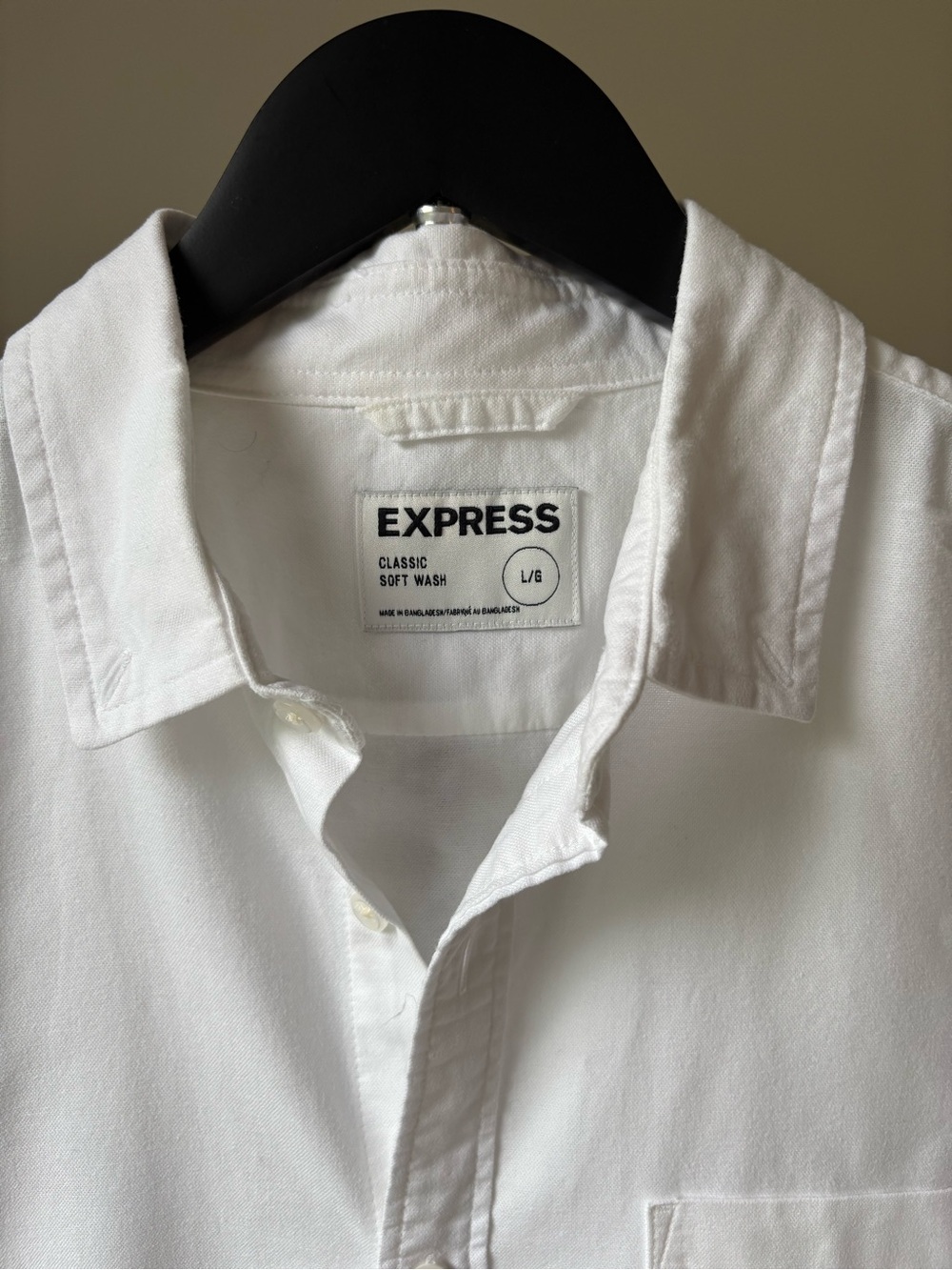 EXPRESS 100% Cotton Men's White Casual Button-Down Shirt, SIZE L - Picture 3 of 7